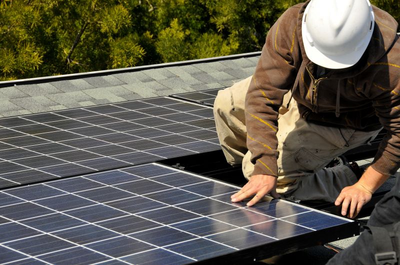 Roof Solar Panel Repair